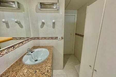 Boschapartamento De 2 Dormitorios Y Con Piscina Ciutadella  Bagian luar foto